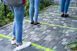 Réalisation de terrasses et dallages pour une allée  